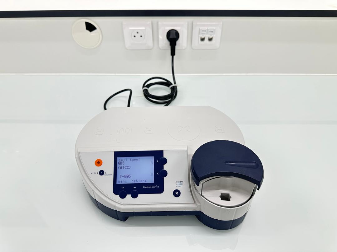 Amaxa Nucleofector II