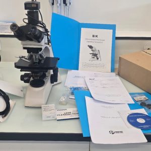 Microscope trinoculaire BK  professionnel Realux avec camera